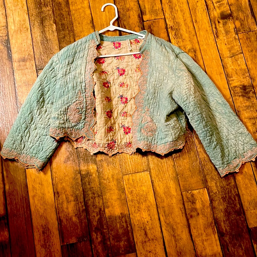 MAGNOLIA PEARL NWOT BEAUTIFUL-SAGE JACKET-adorbs!!!  Very rare!!! Not found